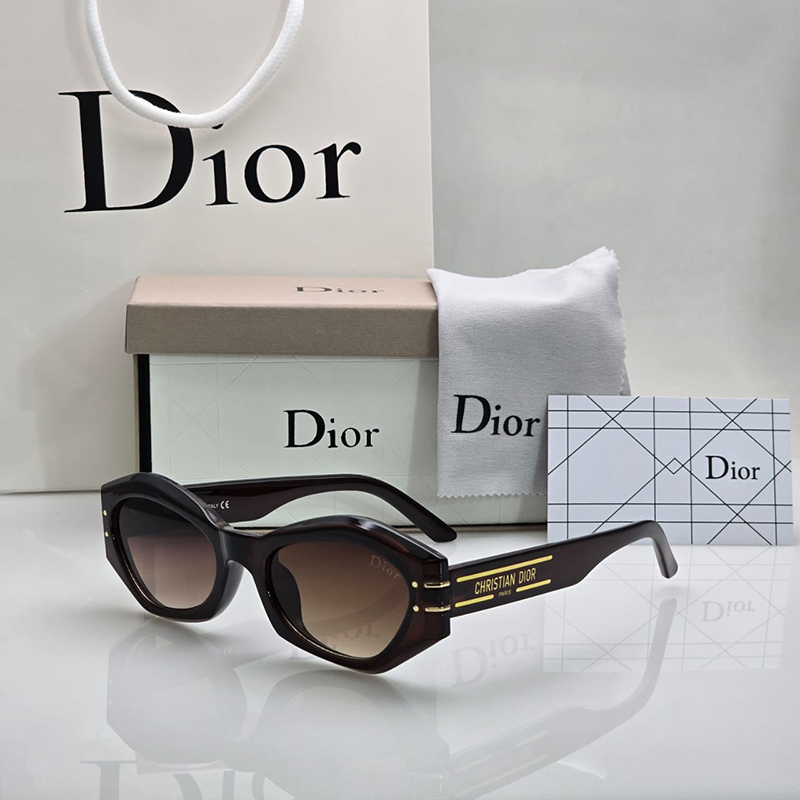 نظارات ديور العصرية - تصميم فاخر وأنيق