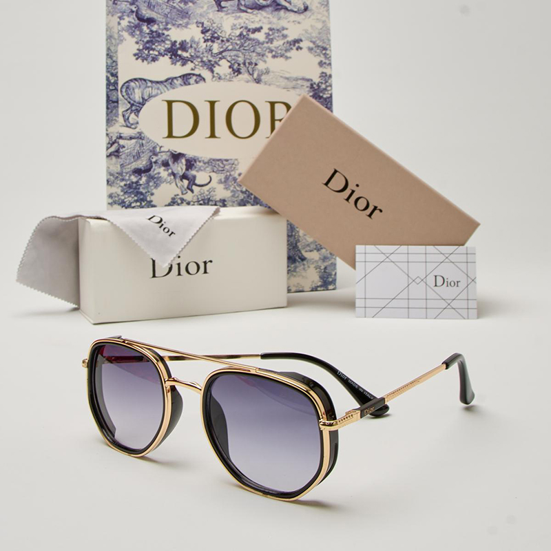 نظارات شمسية ديور للأناقة العصرية