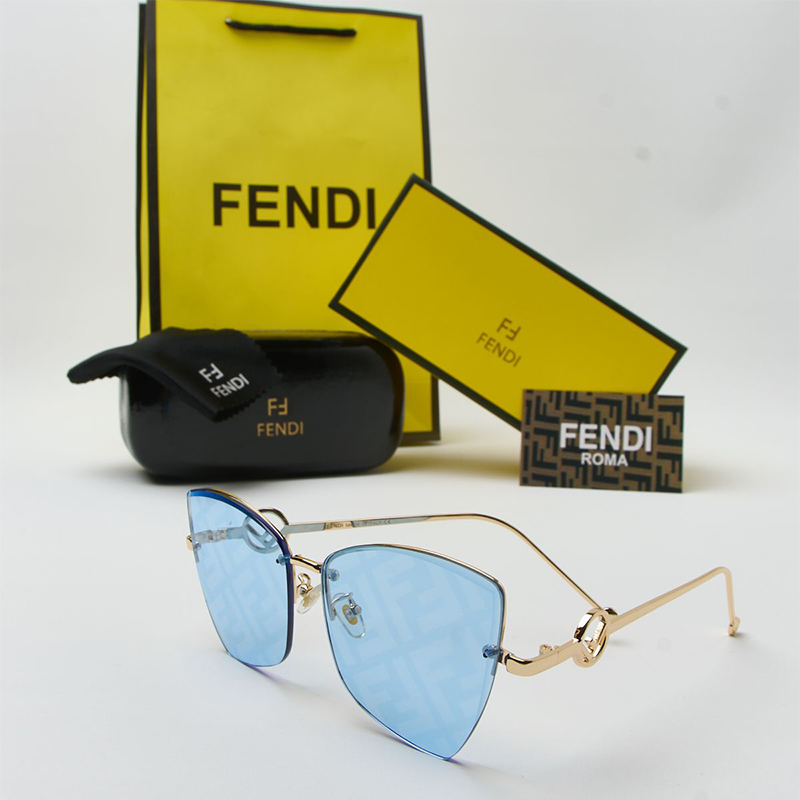 نظارات فندي تجمع بين العصرية والفخامة