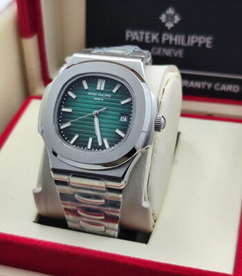"باتيك فيليب نوتيلوس 5711 أوتوماتيك رمز الفخامة