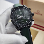 ساعة سبيدماستر دارك سايد أوف ذا مون 43 مم – تميز في كل لحظة