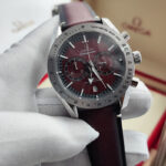 سبيدماستر دارك سايد أوف ذا مون 43 مم ساعة كرونوغراف فاخرة