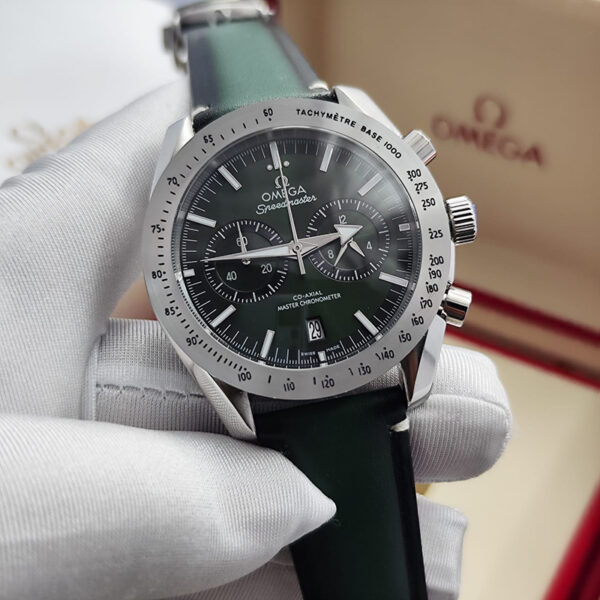 سبيدماستر دارك سايد أوف ذا مون رجالي 43 مم – ساعة دقة